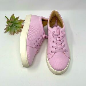 Journee Collection Kimber Comfort Foam Sneakers